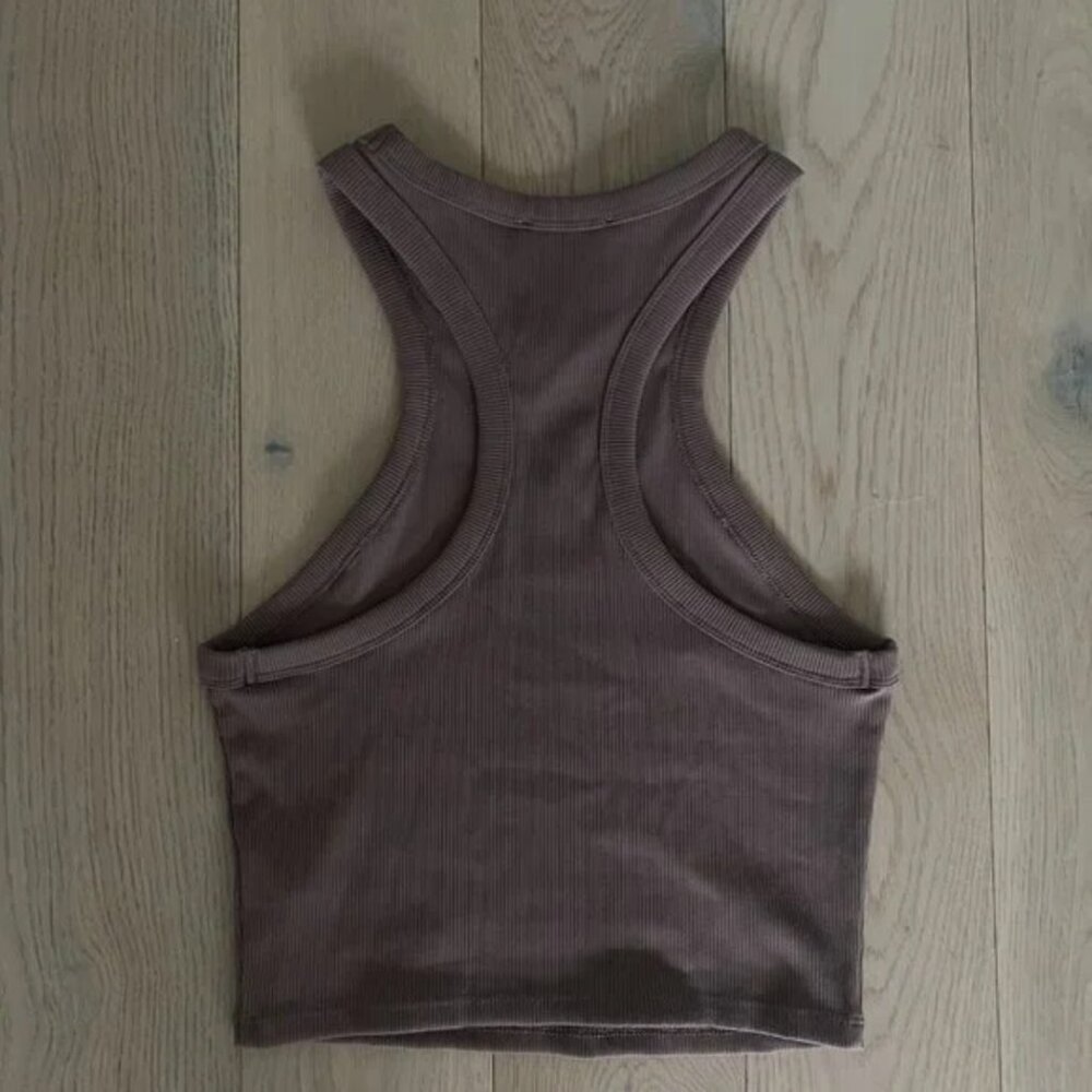 Babaton Ribbed Cropped Tank - Picture 2 of 6